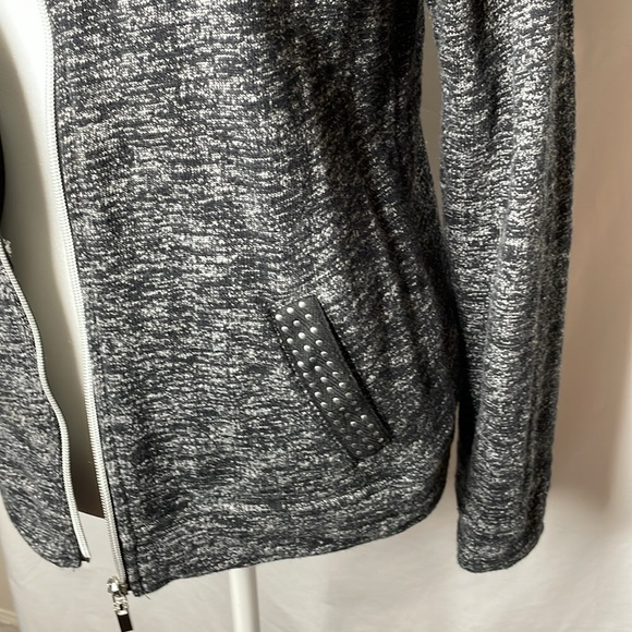 Onque Casual Black/Grey Tweed Knit Sweater Size Small - Picture 4 of 10